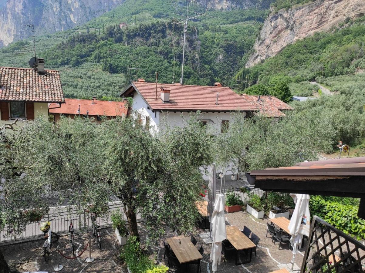 Albergo Stella D'Italia Tenno Extérieur photo