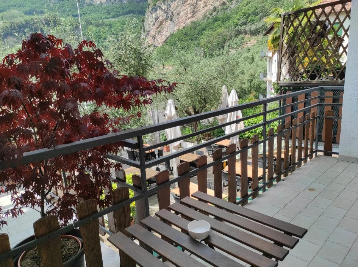 Albergo Stella D'Italia Tenno Extérieur photo